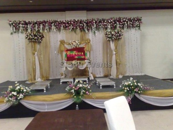 White And Gold Decoration For Engagement