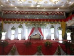 White Backdrop Wedding Decoration