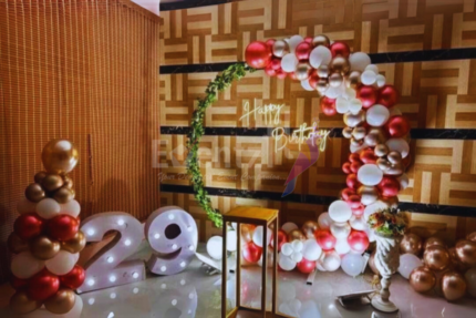 Lavish Red & Silver Ring Decor