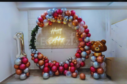 Red Balloons & Teddy Ring Decor