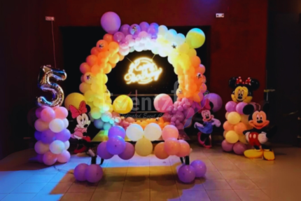 Rainbow Minie & Micky Ring Decor