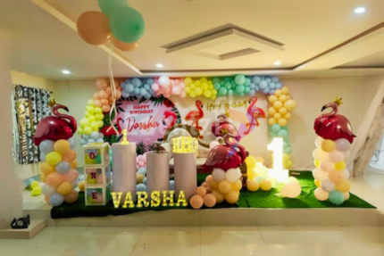 Swan Serenade Theme Decor