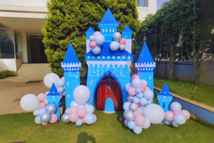 Prince Castel Theme Decor